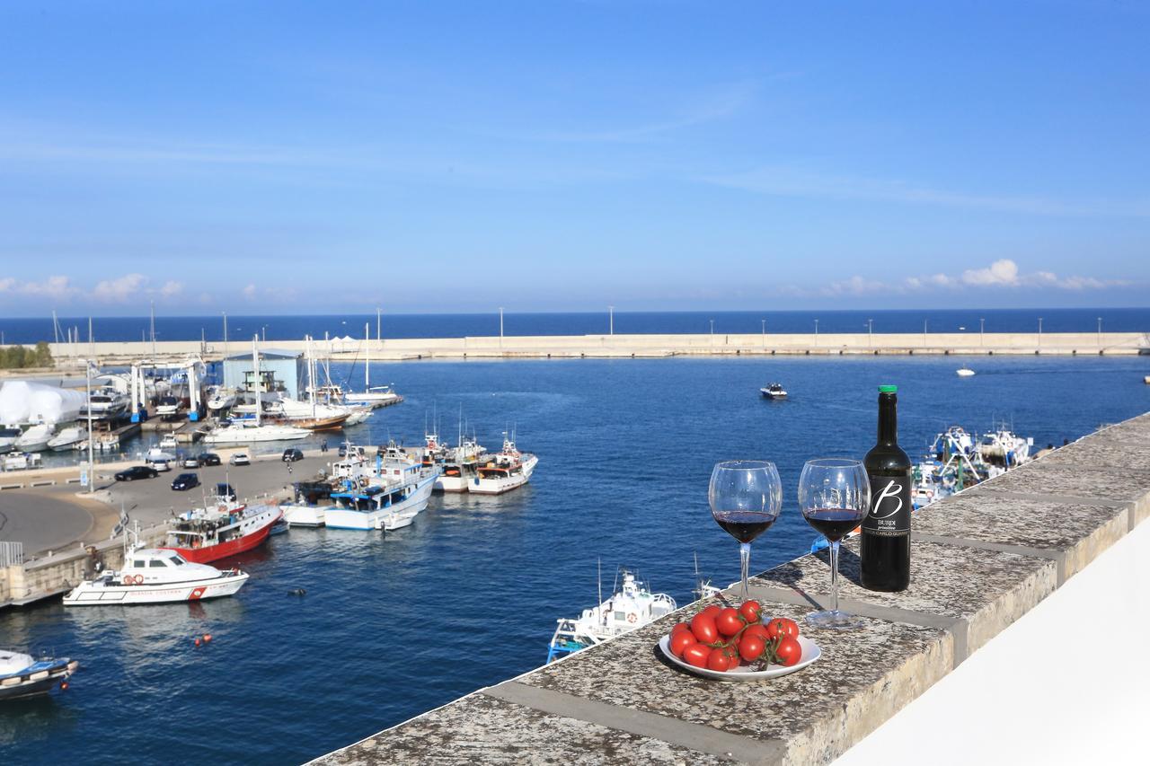 Valois vera vista mare Monopoli Exteriör bild